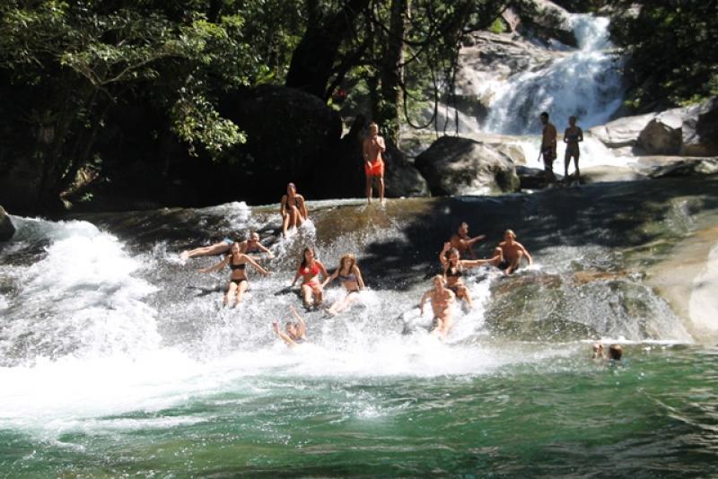 アサートン高原ウォーターフォールツアー
