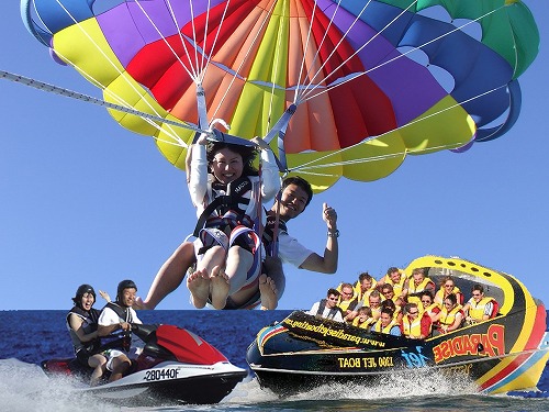 マリンスポーツ パラセーリング ジェットスキー ジェットボート 送迎付き トラベルドンキー ゴールドコースト オーストラリア