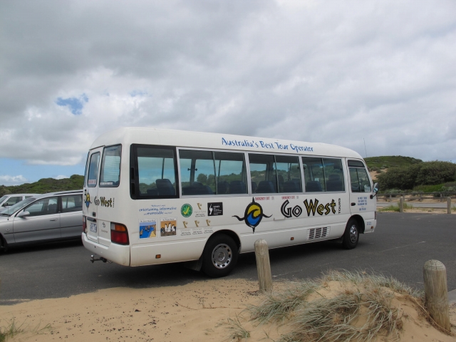 こんなカンジのバスの乗り込んで、メルボルンから一路フィリップ島へ向かいます