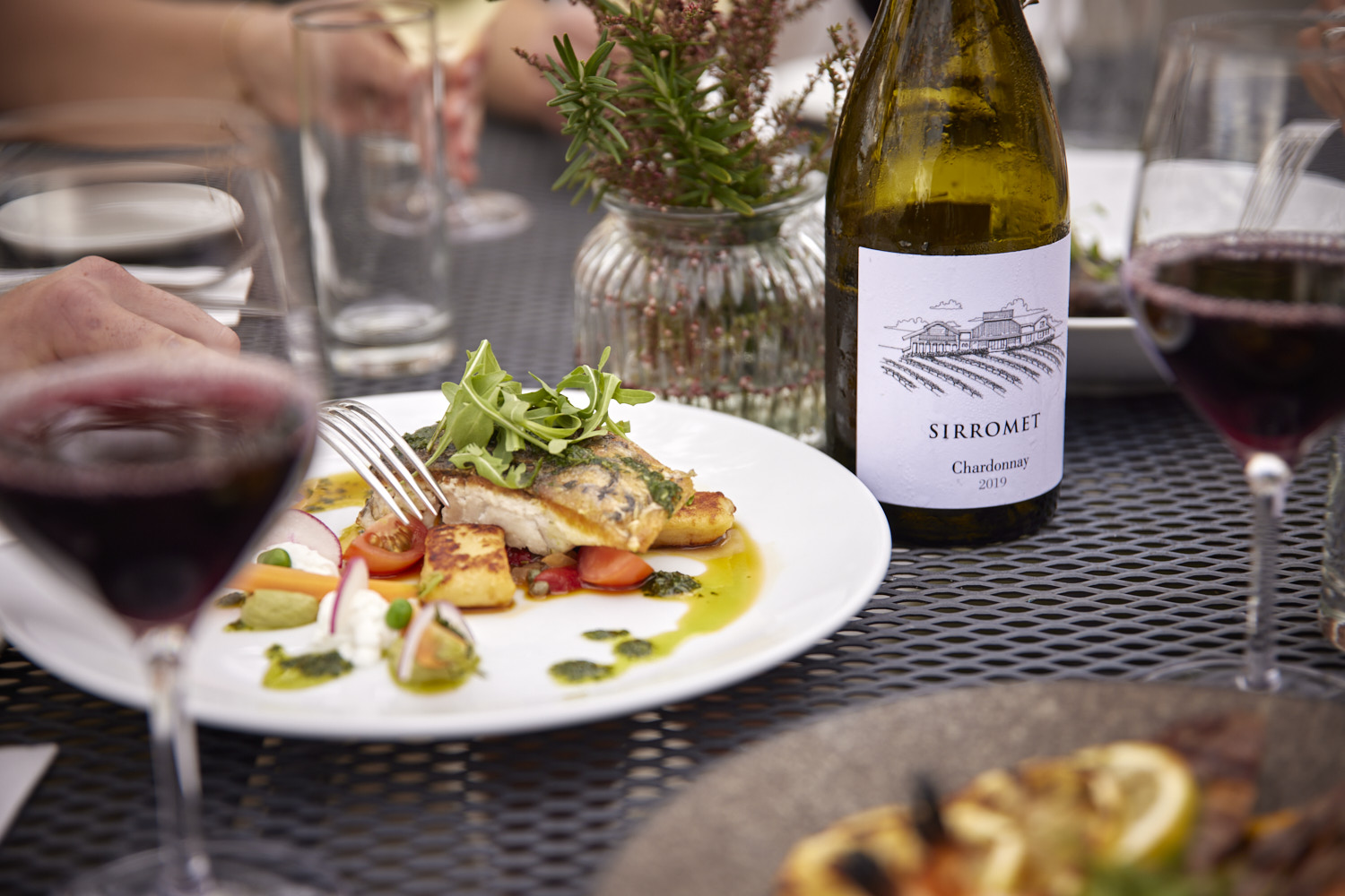 3コース料理をマッチングワインと共に