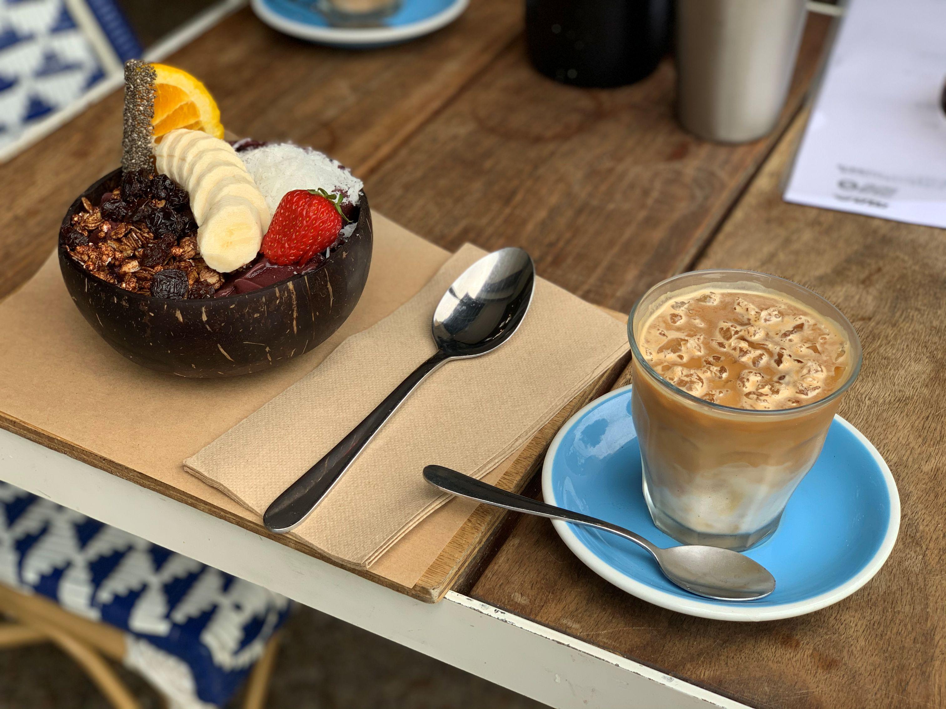 バイロンベイの街にはおしゃれなカフェやレストランがたくさん！