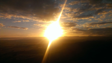 気球の上から日の出を眺める!贅沢です!