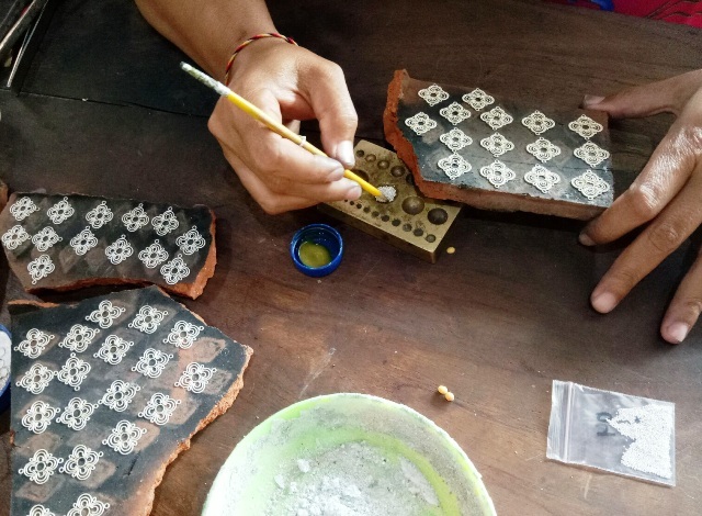 チュルク村の銀細工