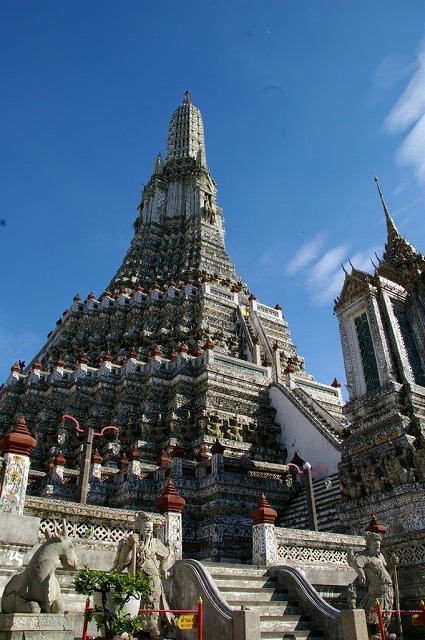 ワット・アルン