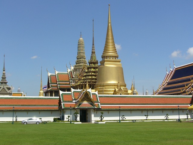 ワットプラケオ