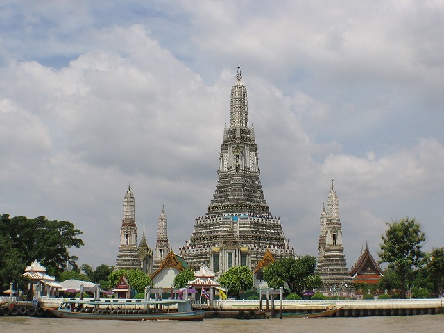 ワット・アルン