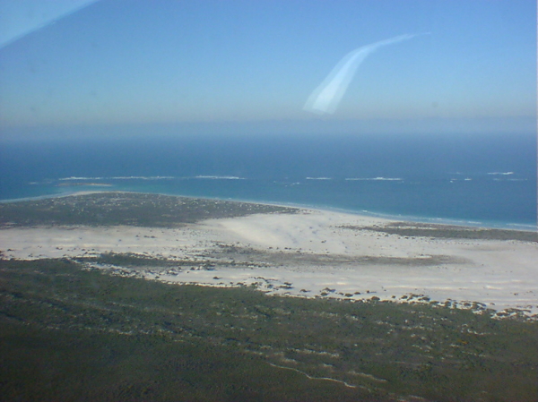 飛行機ならこんな光景も