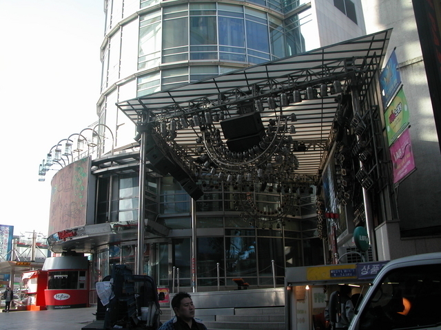 ミリオレ入り口