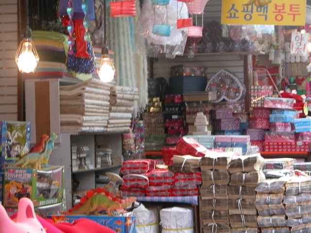 南大門市場の雑貨屋