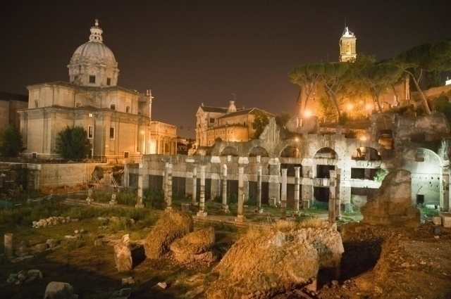 フォロ・ロマーノ