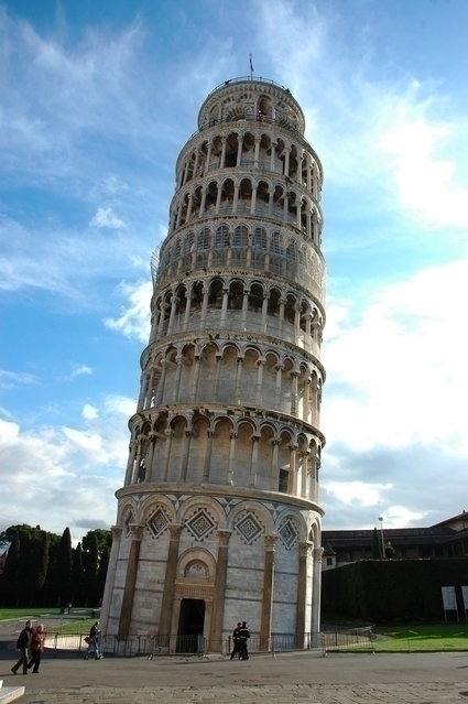 ピサの斜塔
