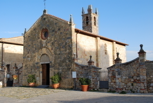 モンテリッジョーニの教会