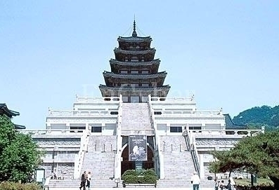 国立民俗博物館